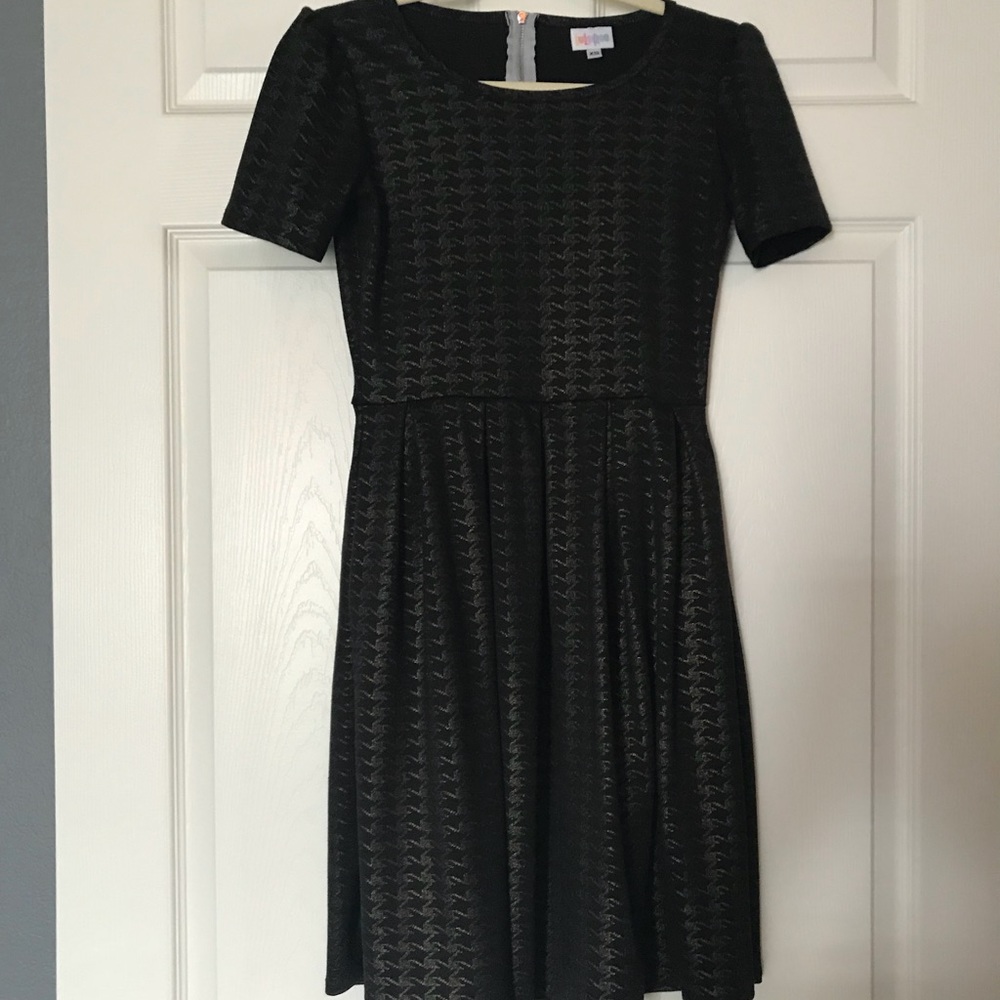 Gorgeous black and gold dress size XS